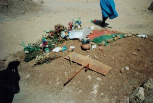 Thomas Sankara’s initial burial site in October 1987 (credit: Joan Baxter)